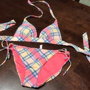 Victoria’s Secret bikini